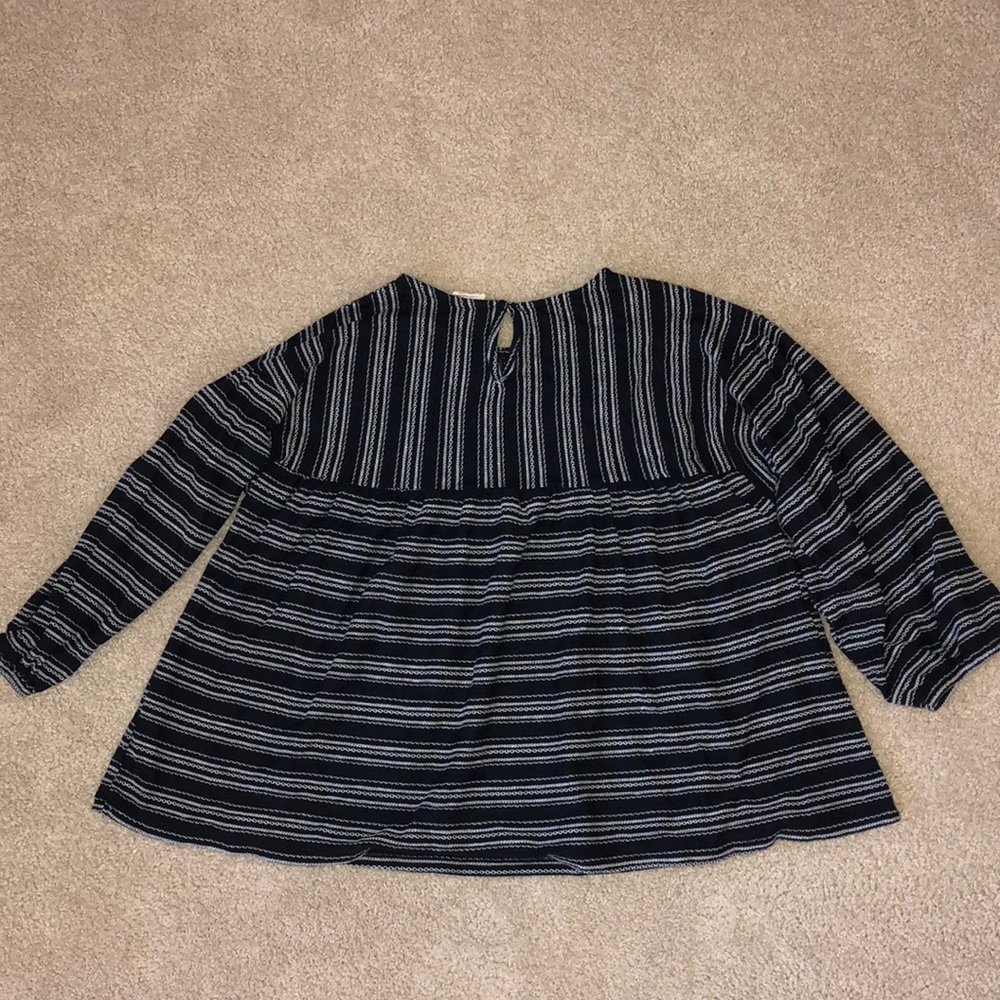 Zara Top - Picture 2 of 3